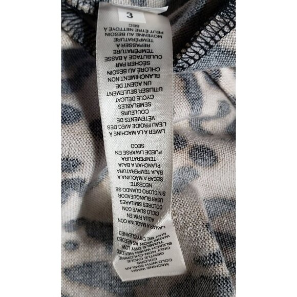 Chico's Woman's Size M (Chico Size 1) Cheetah Print Sweater Tunic Button Back - Picture 6 of 6